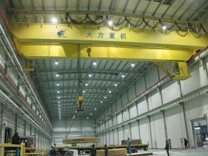 為中國(guó)一重承制大噸位橋吊